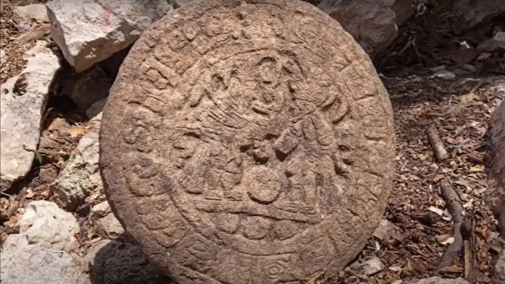A maják focijátékához használt ősi eredményjelző táblára bukkantak régészek