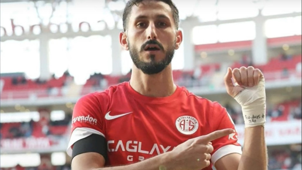 Letartóztatták az izraeli focistát a törökök, amiért Dávid-csillagot mutatott a gólja után
