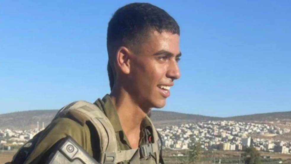 Horror: lefejeztek egy izraeli katonát, majd fejét áruba bocsátották a Hamász terroristái