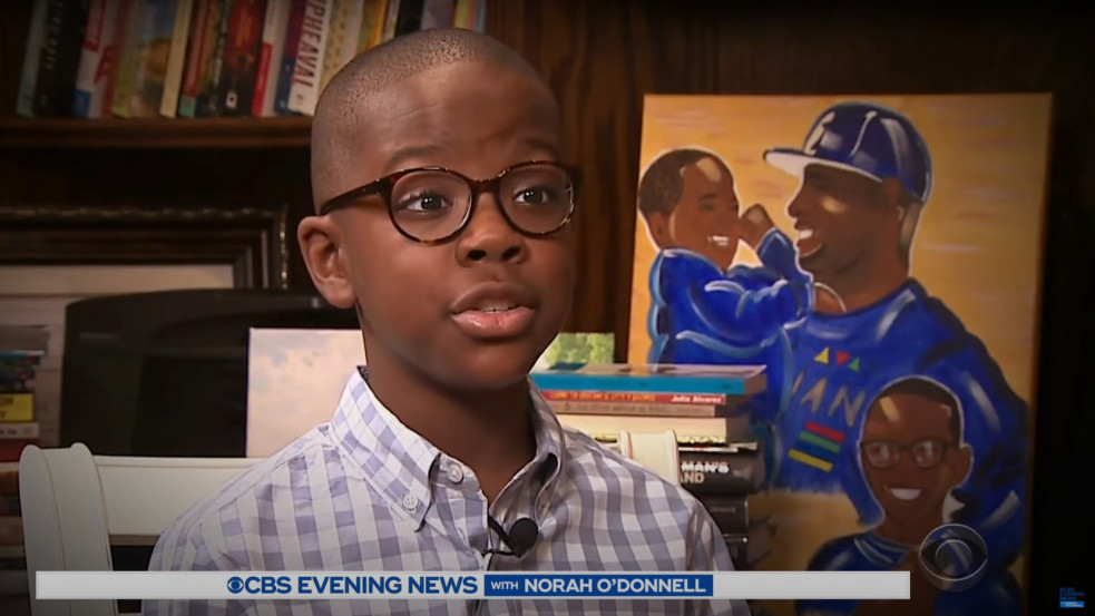 "Erkölcsi kötelességem segíteni" - 500 ezer könyvvel látná el a rászorulókat egy hatalmas szívű kisfiú