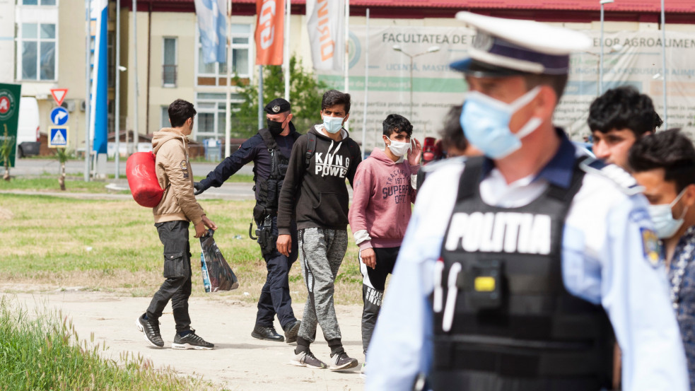 Román határrendész-erősítés érkezett a magyar-román határra a fokozódó migrációs nyomás miatt