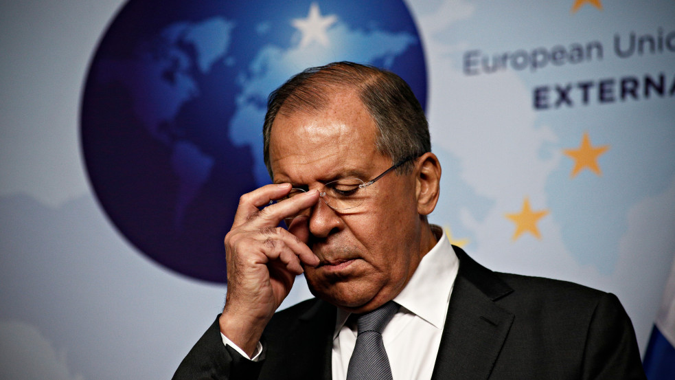 „Hitlerben is volt zsidó vér” – botrányt okozott Lavrov megjegyzése Zelenszkijről
