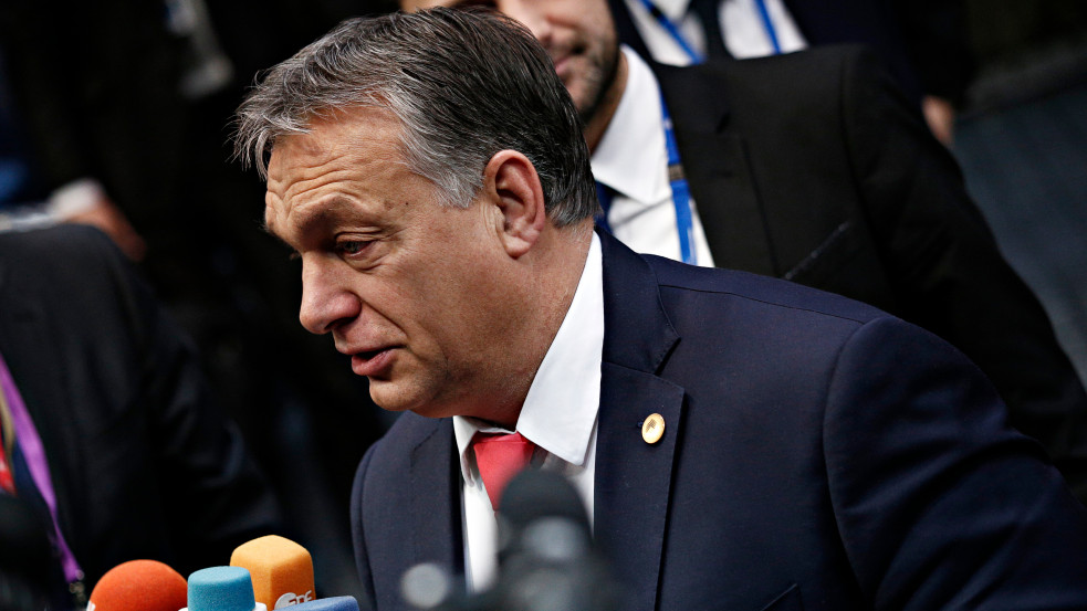 Brüsszelbe utazott Orbán Viktor – szóba kerül-e az olajembargó a csúcson?