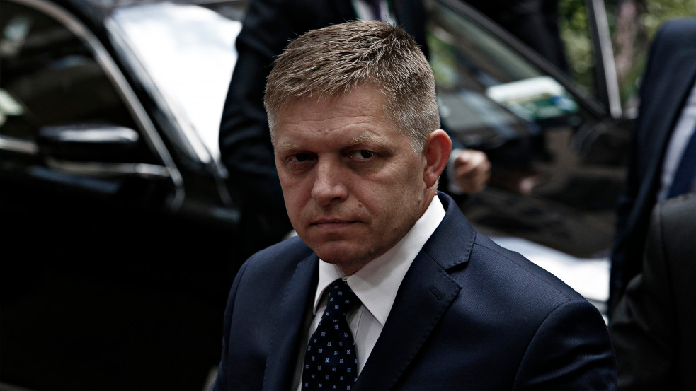 Fico: Orbán volt az, aki Szlovákia számára is elintézte a mentességet