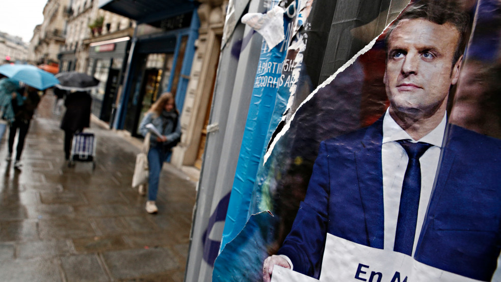 Friss felmérés: Csökken a különbség Emmanuel Macron és Marine Le Pen között