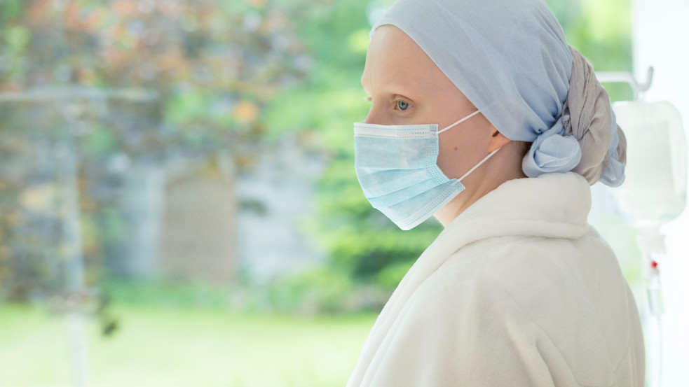 Újfajta eljárással kezdik gyógyítani a daganatos betegeket Pécsen