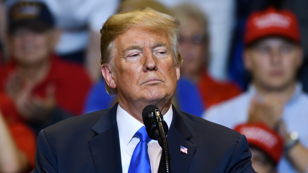 Megerősítette Trumpot a házkutatás? Fontos választást nyert a volt elnök támogatottja 