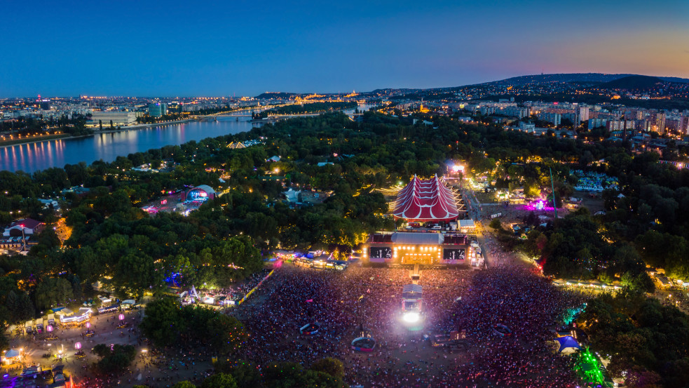 Rossz ötlet volt: civil ruhás rendőrnek adott el drogot a Szigeten egy izraeli férfi, előállították