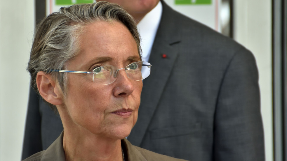 Franciaország bejelentette: figyelni fogja az abortuszhoz való jogot Olaszországban  