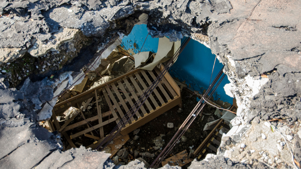 Tüzérségi lövedék csapódott egy orosz határátkelőbe - videó