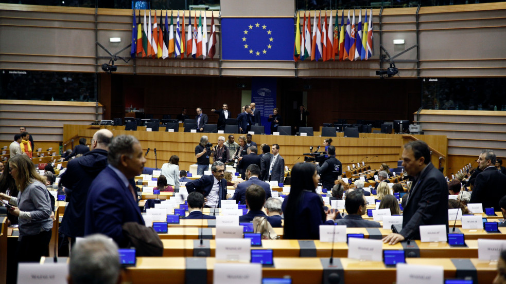 "Legfőbb ideje" - Azonnal elindítaná a jogállamisági eljárást Magyarország és Lengyelország ellen az EU