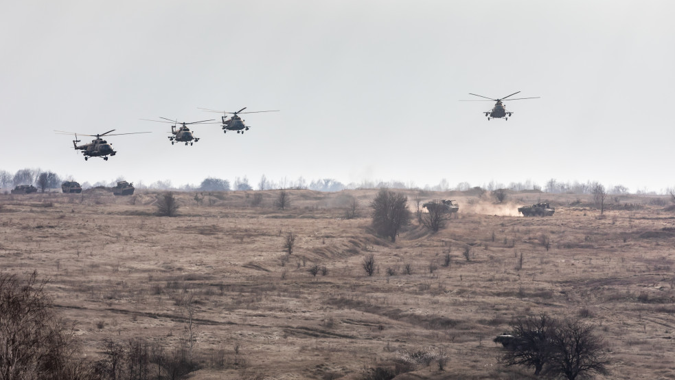 Ukrán légicsapás ért egy orosz olajtárolót Belgorodban