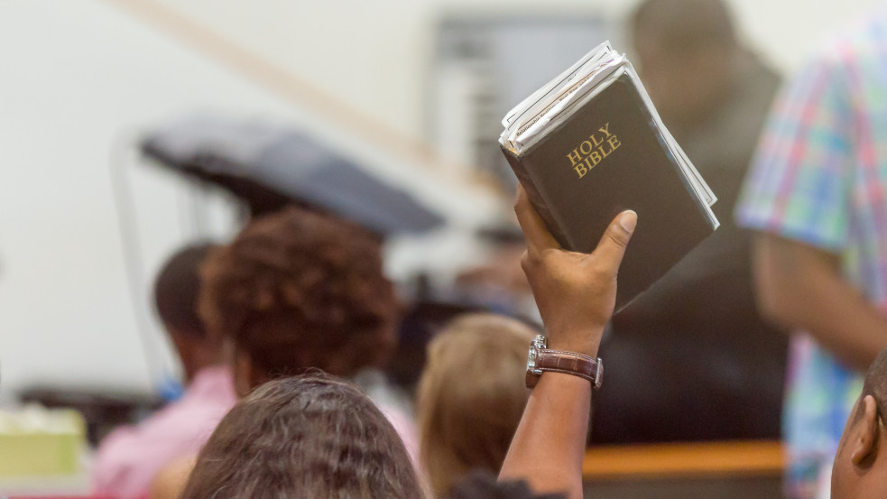 Kanadában büntethetővé tennék, ha valaki a Biblia alapján érvel a természetes házasság mellett