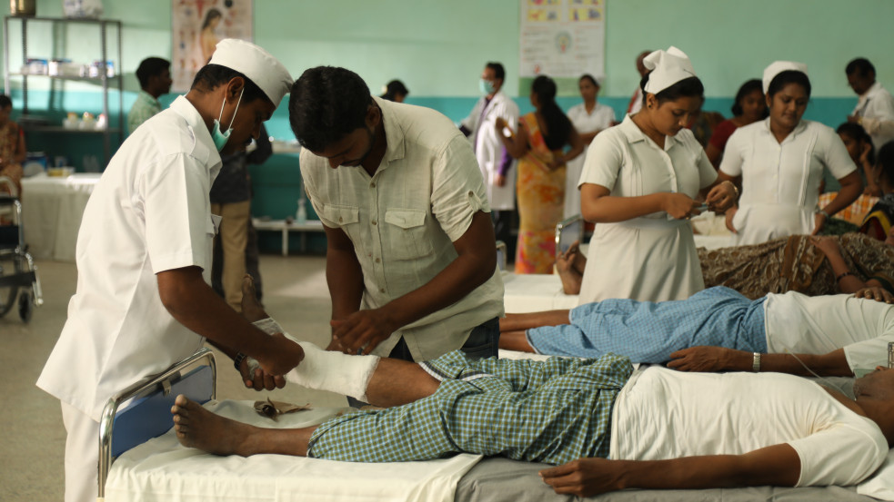 Savval locsoltak le egy keresztény tinédzser fiút Indiában