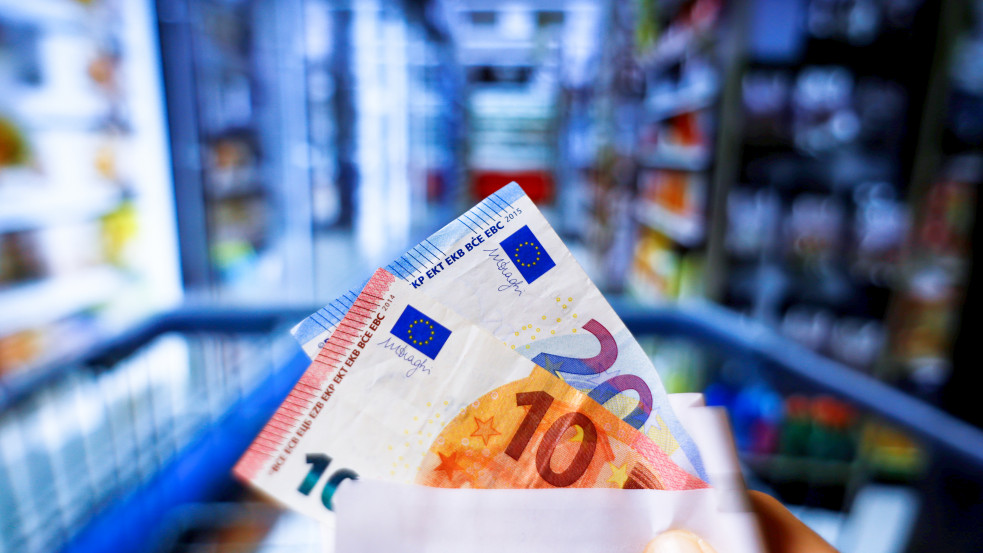 Szédítő ütemben drágul az élet Németországban, az alkancellár szerint „meg kell fizetni” Ukrajna támogatásának az árát