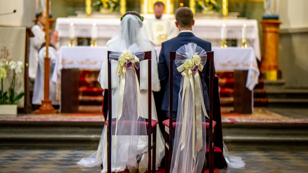 Nyolcmillió forintnyi támogatást kaphat Olaszországban az a pár, aki templomban mondja ki a boldogító igent 