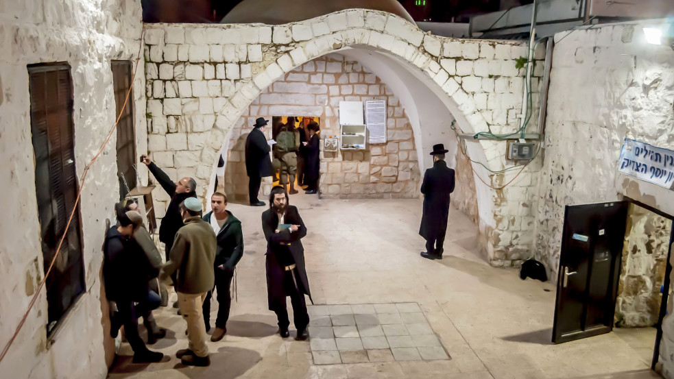 Újra imádkozhatnak a zsidó hívők József pátriárka sírjánál