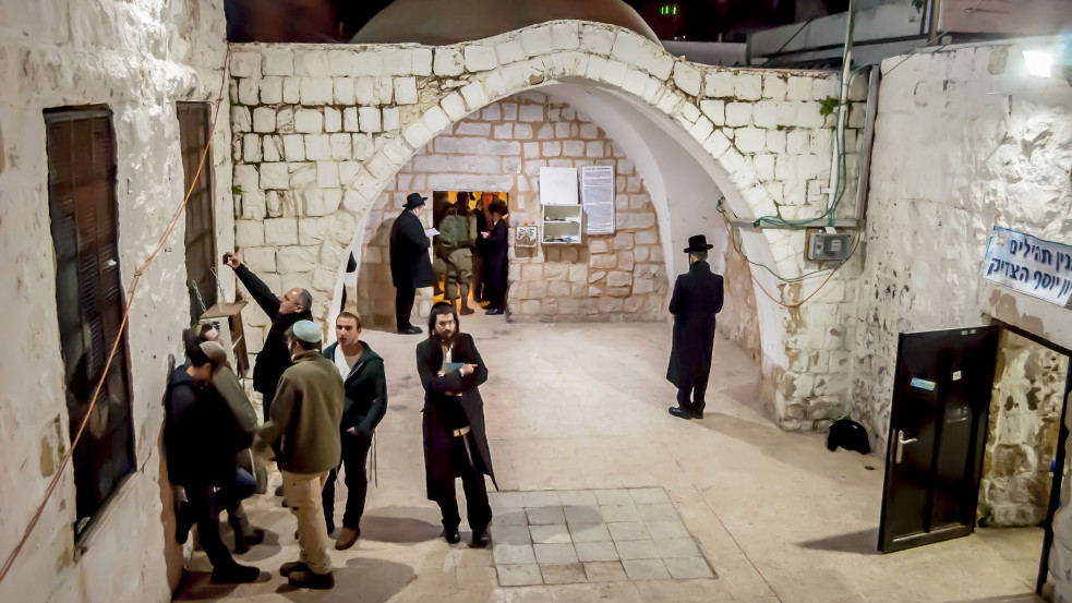 Nem szűnik a terror: Két hászidot meglőttek, József sírját pedig megrongálták Sikem városánál