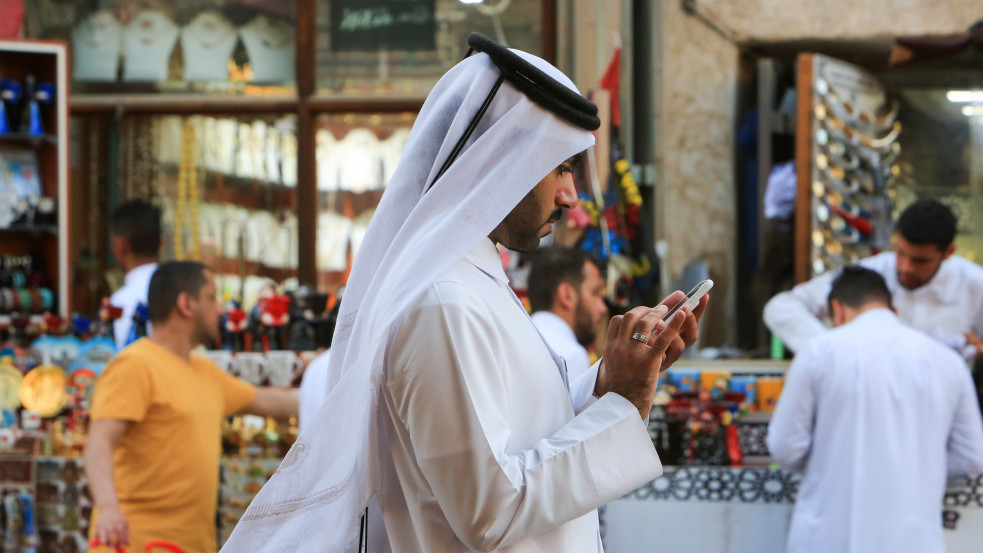 A katari vb-n kötelezően telepítendő appokon keresztül figyelhetik meg a külföldieket