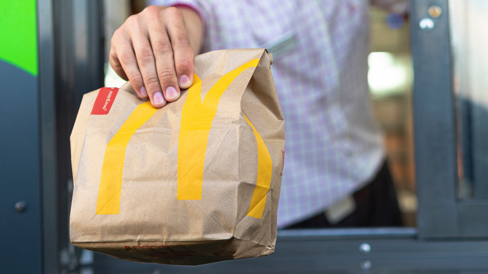 Gusztustalan felvétel került elő egy magyar McDonalds-ból, az érintetteket azonnal kirúgták