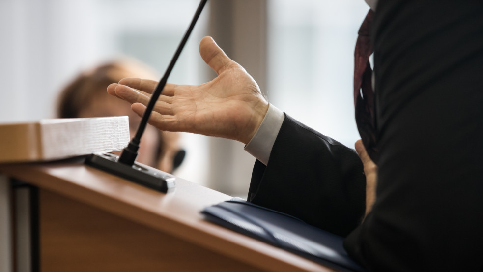 Orosz bíróság előtt a világsztár amerikai kosárlabdázó: a repülőtéren kapták el