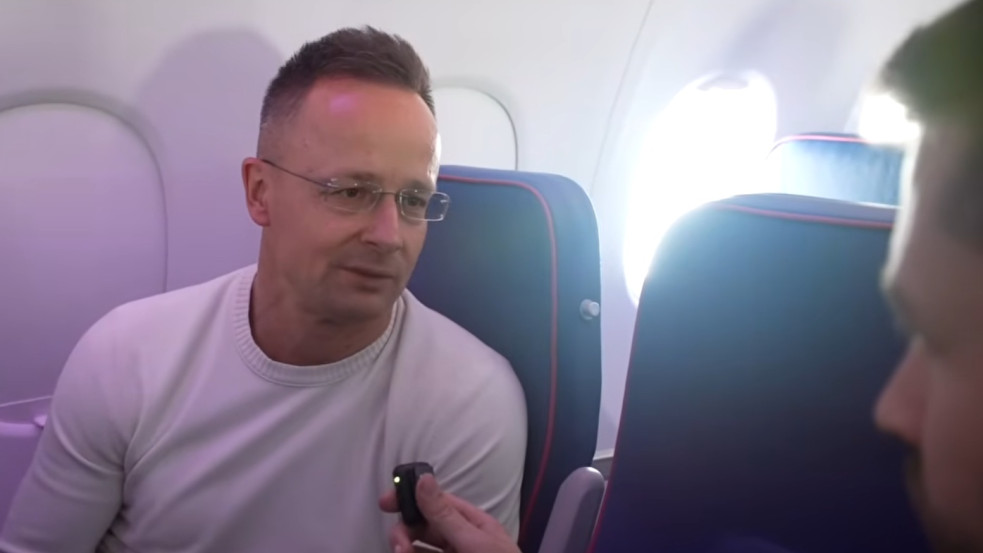 Szijjártó: Szakértői fikció, hogy leváltották Lavrovot