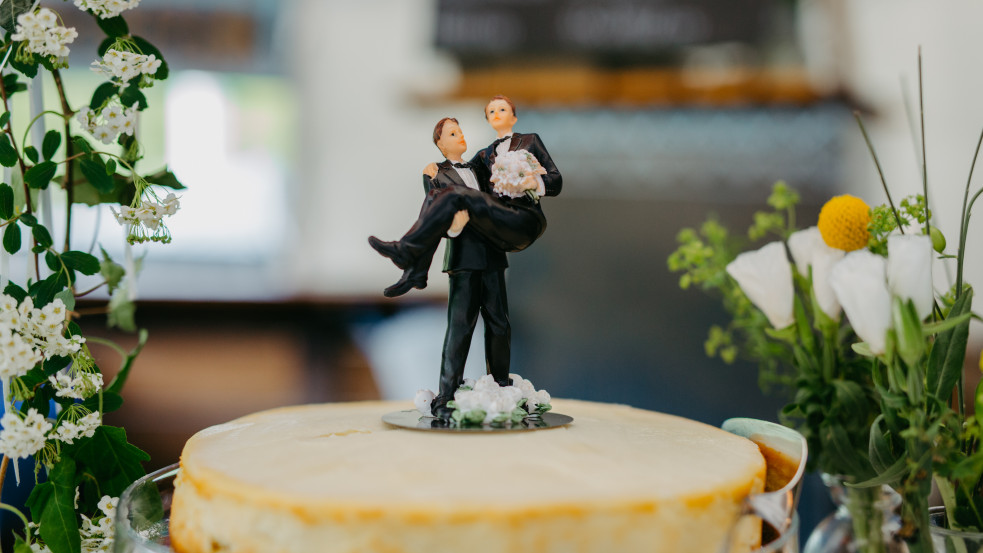 Megnyerte a pert a cukrász, akit azért pereltek be Kaliforniában, mert nem akart tortát készíteni egy homoszexuális esküvőre