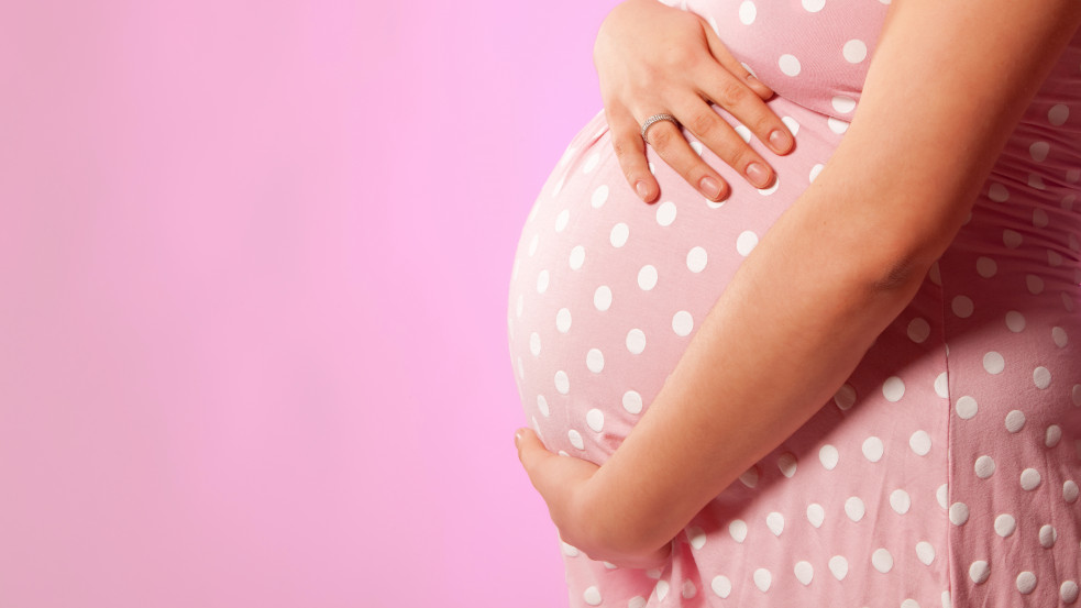 Az EU-nak a fontosabbak terhes férfiak mint az édesanyák