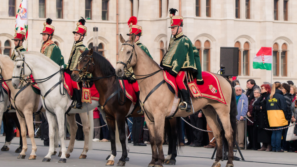 Több kerületre kiterjedő útlezárásokra kell készülni március 15-én