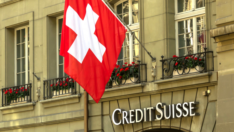 Állami beavatkozással mentik a svájci bankot, miután az USA-ban becsődölt a Silicon Valley Bank