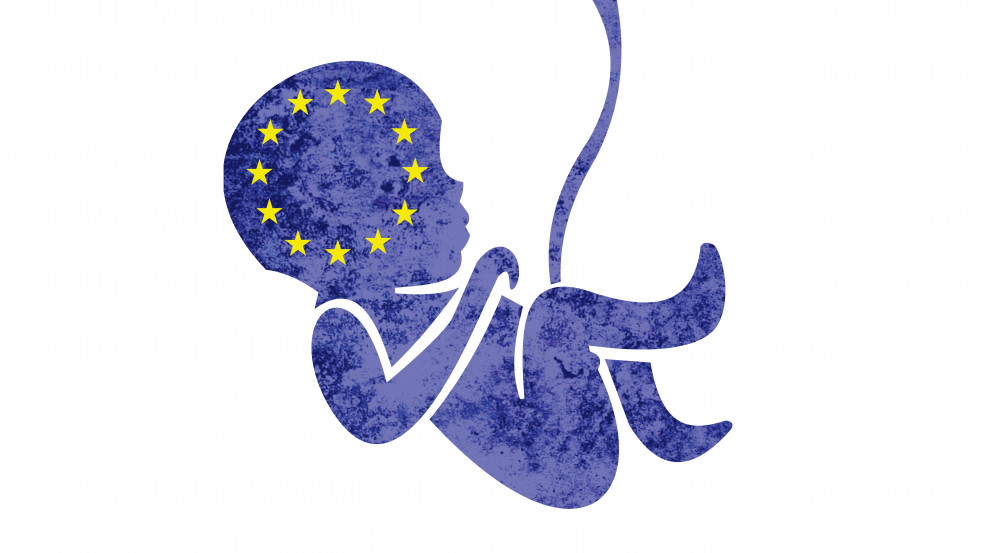 Az EU alapjogi chartájába foglalnák az abortuszhoz való jogot - tiltakozó aláírásgyűjtés indult