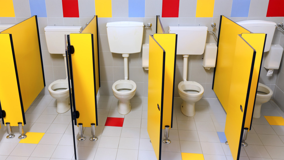 Gendersemleges mosdókat vezetnek be Luxembourg iskoláiban