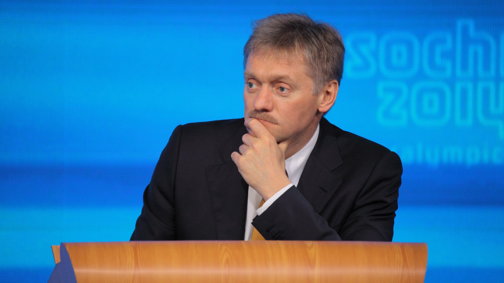 Kreml: Varsó Moszkvával szembeni álláspontja "az őrülettel határos"