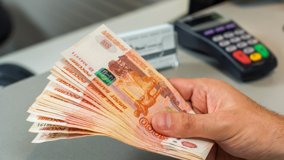 Kreml: nem kizárt, hogy több orosz termékért is rubellel kell majd fizetni