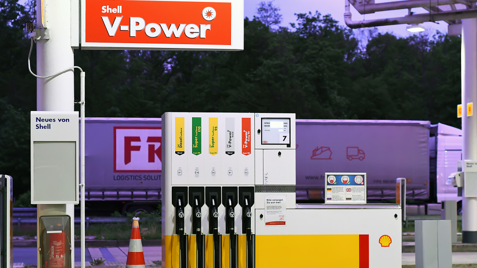 Svédországban több mint 900, Máltán 460 forint egy liter dízel