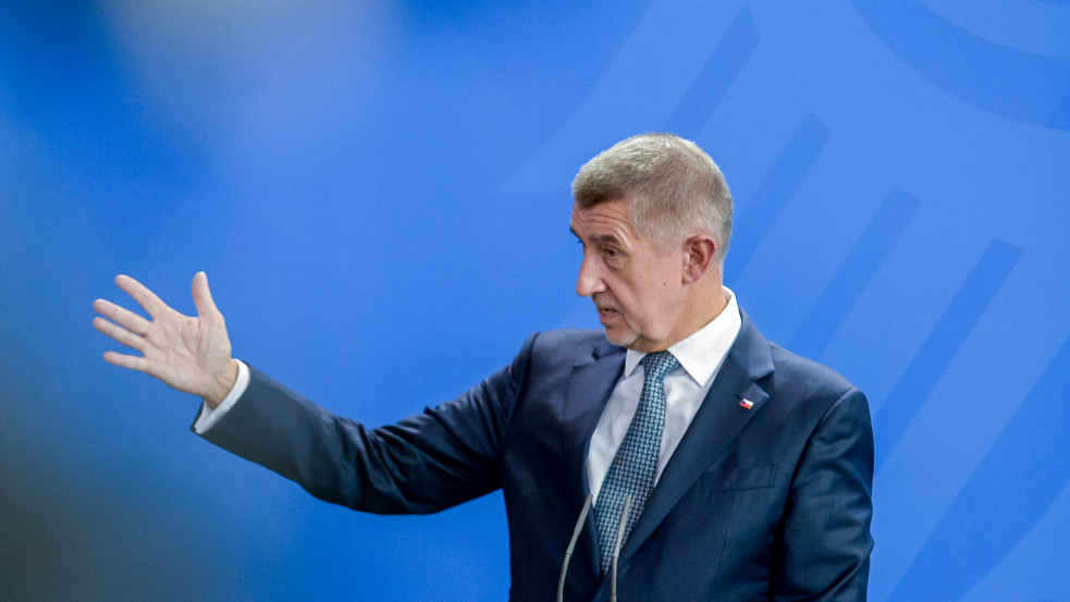 Kinevezték miniszterelnöknek Andrej Babišt, Orbán uniós szövetségesét