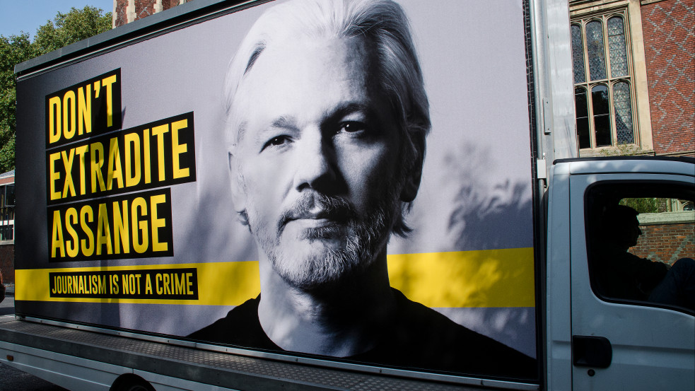 Julian Assange amerikai kiadatása mellett döntött a brit Legfelsőbb Bíróság