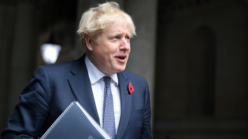 Johnson videós közvetítésen keresztül szólal fel az ukrán parlamentben