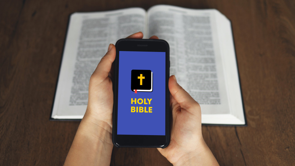 Hihetetlen: egymilliárdan töltötték már le világszerte a népszerú Biblia-alkalmazást