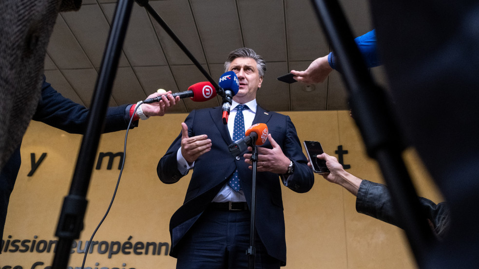 Kiakadt a horvát kormányfő a magyarországi üzemanyagár miatt 