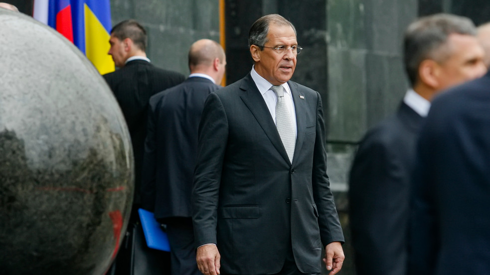 Lavrov: Ha Oroszországon múlik, nem lesz háború