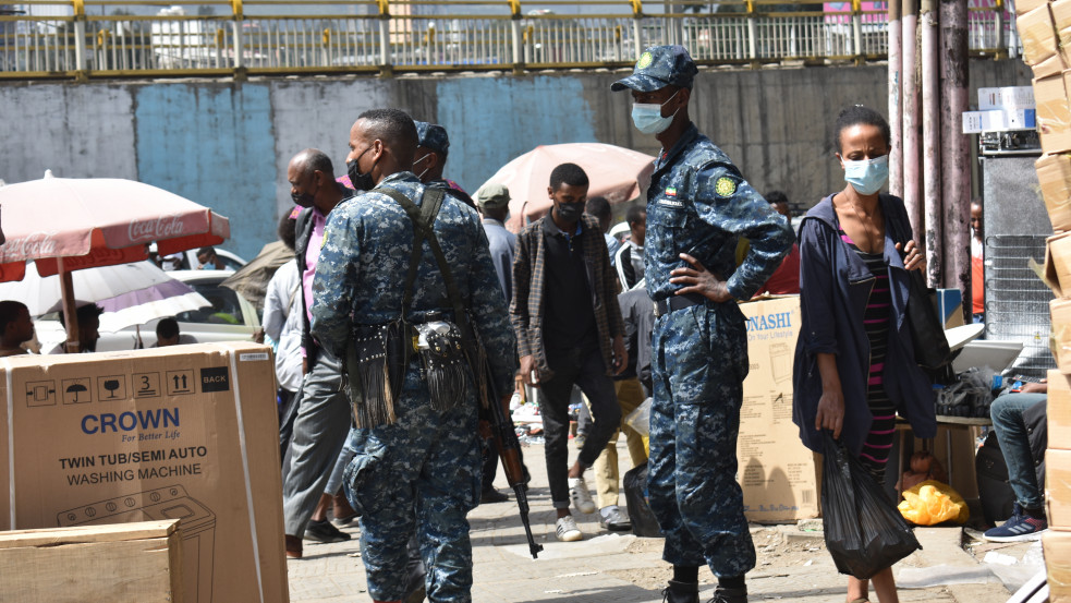 Hatmillió ember ostrom alatt: népirtás veszélye fenyeget a WHO szerint 