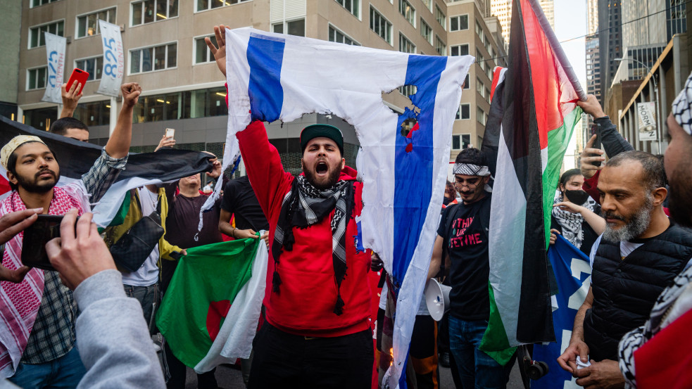 Terrorpárti anarchisták terveznek demonstrációt a budapesti rendőrpalota előtt