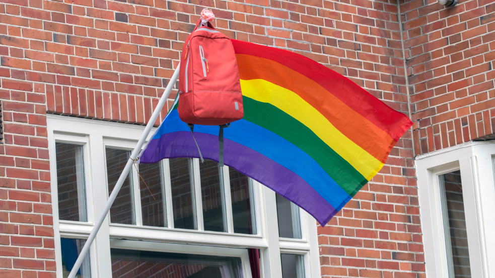 Amerikai LMBT-szervezettől kaptak oktatási anyagokat ukrán óvodák a szexuális felvilágosításhoz