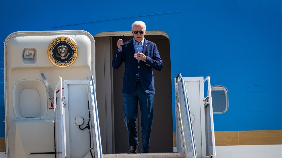 Hivatalos: Joe Biden Izraelbe utazik