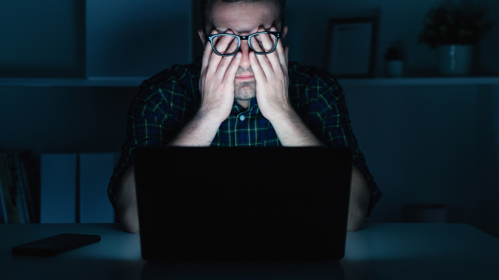 Megdöbbentő adatok: naponta több mint 600 ezer magyar néz pornót