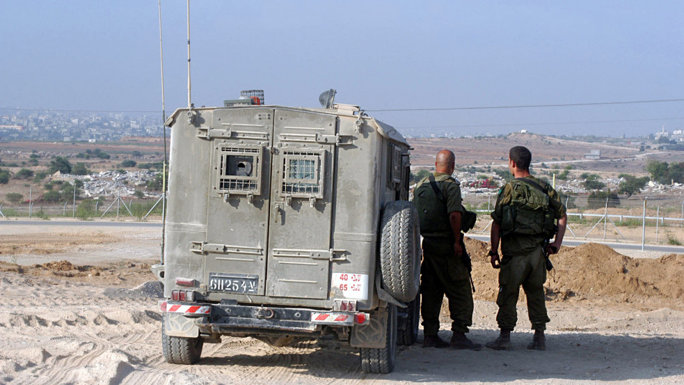 Izrael betonba „fojtotta” a Hamász legújabb terroralagútját 