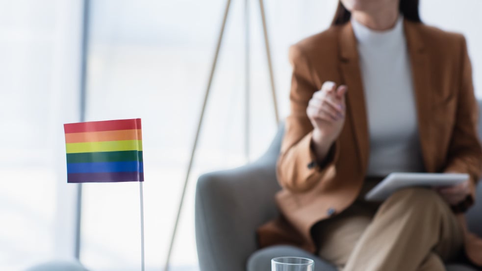 Forrong a szakma: saját tagjai bírálják a Magyar Pszichiátriai Társaság LMBT-párti állásfoglalását