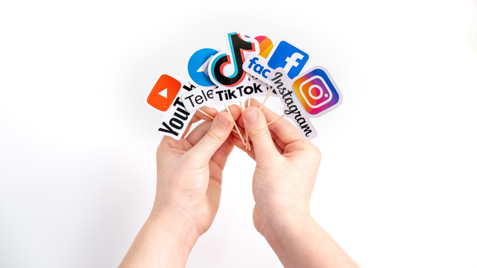 A YouTube-ot is tiltólistára teszi Ausztrália a 16 év alattiaknak