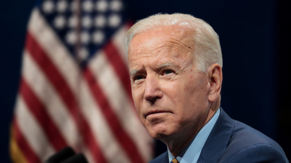 Kínos: ukránok helyett véletlenül irániakkal szolidarított Biden
